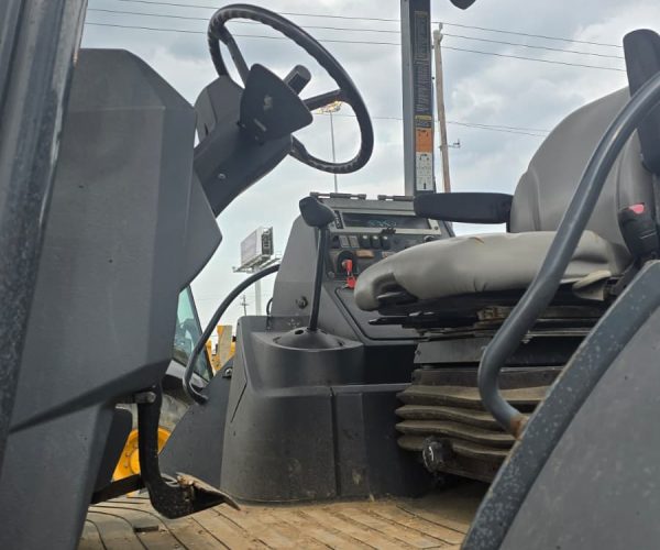2019 JOHN DEERE 310L BACKHOE 4X4 OPEN CAB 006