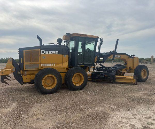 2019 JOHN DEERE 672G MOTORGRADER ENCLOSED CAB AC 001