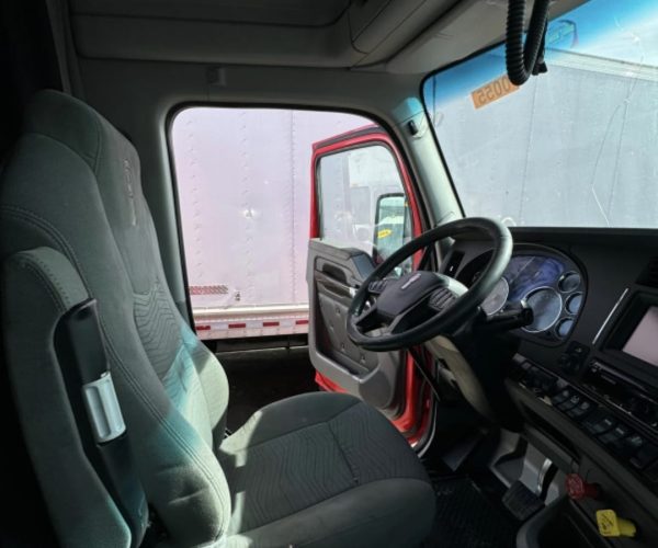 2019 KENWORTH T680 2 TRUCKS AVAILABLES 006