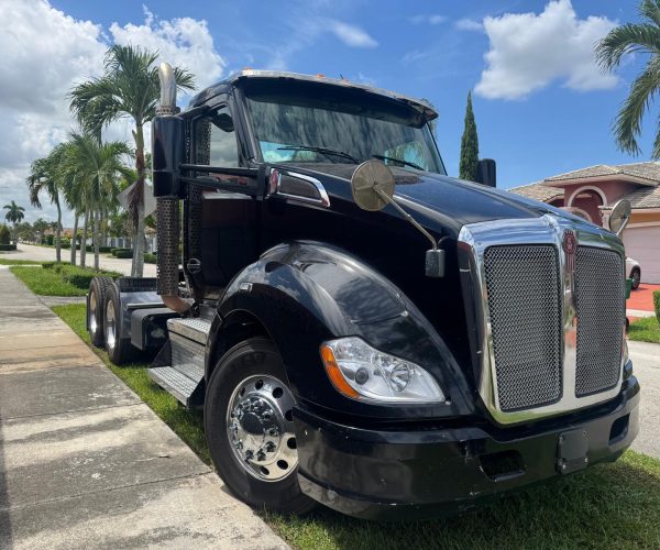 2019-KENWORTH-T680-DAY-CAB-TANDEM-BRAND-NEW-TIRES-021