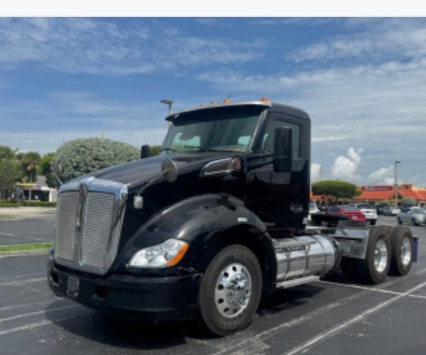 2019-KENWORTH-T680-DAY-CAB-TANDEM-BRAND-NEW-TIRES-022