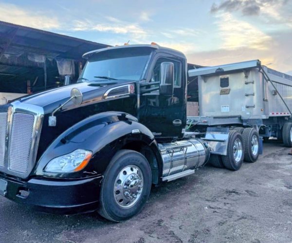 2019 KENWORTH T680 DAY CAB TANDEM W PTO PUMP 007