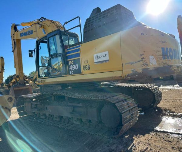 2019 KOMATSU PC490LC-11 EXCAVATOR ENCLOSED CAB AC 006