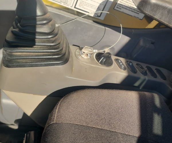 2019 KOMATSU PC490LC-11 EXCAVATOR ENCLOSED CAB AC 016