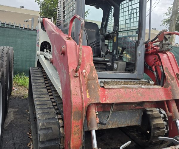 2019 TAKEUCHI TL10 BOBCAT CAB RUBBER TRACKS HIGH FLOW AUXILIARY HYDRAULICS QUICK ATTACH BUCKET & JOYSTICK 010
