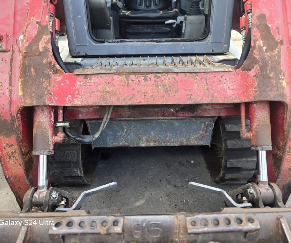 2019 TAKEUCHI TL10 COMPACT TRACK LOADER 012