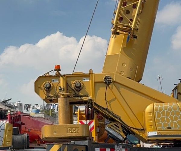 2019-XCMG-XCT110-ALL-TERRAIN-TRUCK-CRANE-110-TONS-014