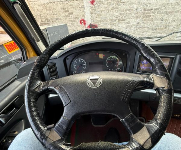 2019-XCMG-XCT110-ALL-TERRAIN-TRUCK-CRANE-110-TONS-027