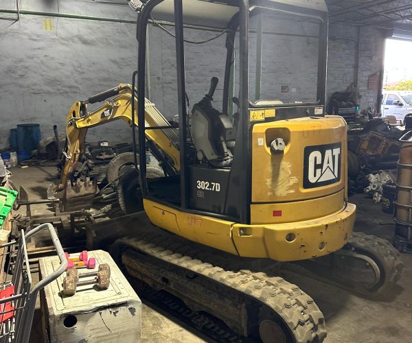 2020 CATERPILLAR 302.7D MINI EXCAVATOR 001