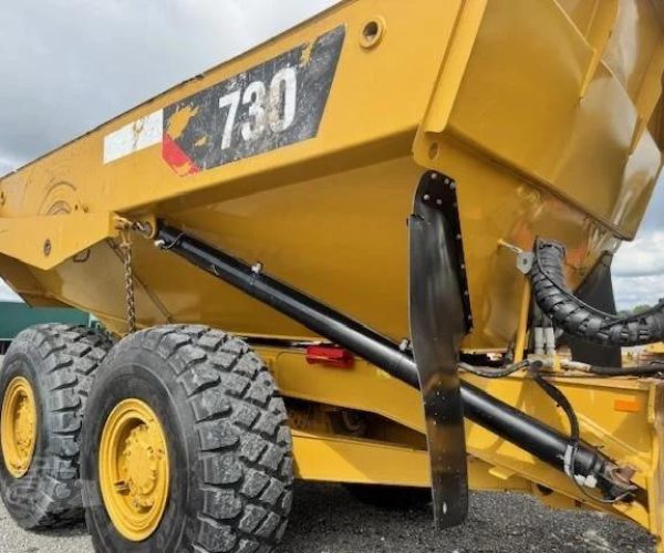 2020 CATERPILLAR ARTICULATED OFF-ROAD DUMP TRUCKS ENCLOSED CAB 30 TONS ENCLOSED CAB 008