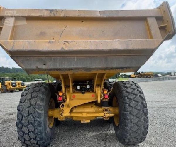 2020 CATERPILLAR ARTICULATED OFF-ROAD DUMP TRUCKS ENCLOSED CAB 30 TONS ENCLOSED CAB 010