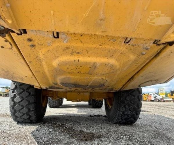 2020 CATERPILLAR ARTICULATED OFF-ROAD DUMP TRUCKS ENCLOSED CAB 30 TONS ENCLOSED CAB 012