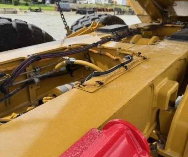 2020 CATERPILLAR ARTICULATED OFF-ROAD DUMP TRUCKS ENCLOSED CAB 30 TONS ENCLOSED CAB 028