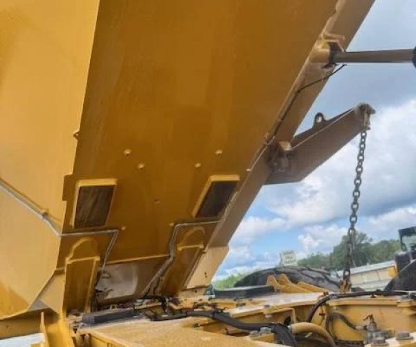 2020 CATERPILLAR ARTICULATED OFF-ROAD DUMP TRUCKS ENCLOSED CAB 30 TONS ENCLOSED CAB 029
