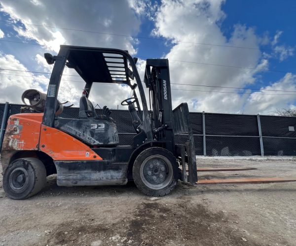2020 DOOSAN FORKLIFT MODEL G33N-7 CAPACITY 6.500 LBS 004