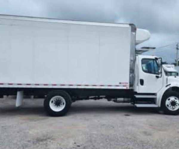 2020 FREIGHTLINER M2 106 REFRIGERATED BOX TRUCK 20FT 002