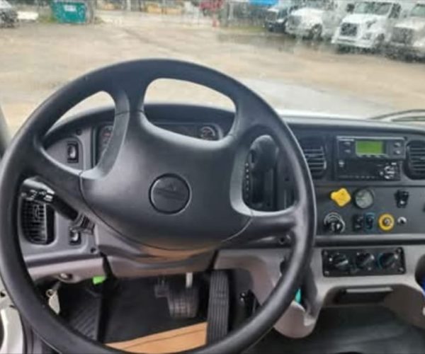 2020 FREIGHTLINER M2 106 REFRIGERATED BOX TRUCK 20FT 009