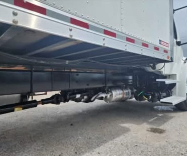 2020 FREIGHTLINER M2 106 REFRIGERATED BOX TRUCK 20FT 010