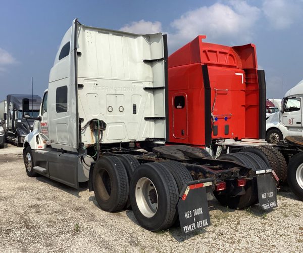 2020 INTERNATIONALS LT625 W SLEEPER 005