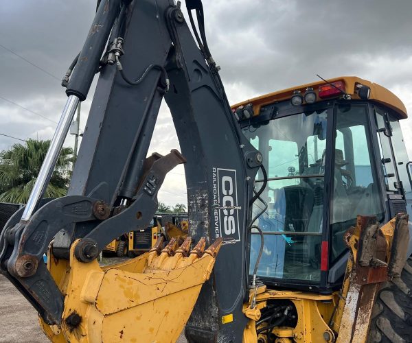2020 JOHN DEERE 310SL 4X4 EXTEND-A-HOE BACKHOE W ENCLOSED 007