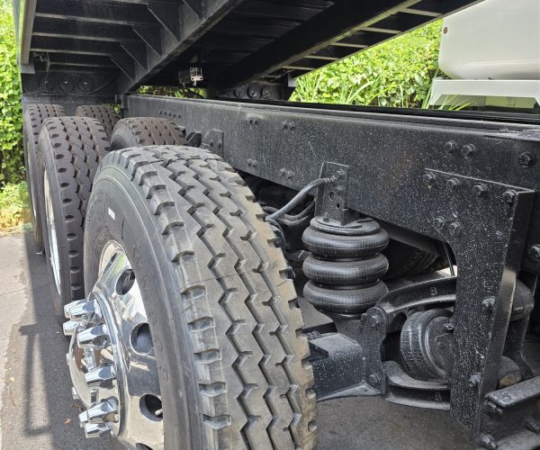 2020 MACK ANTHEM DUMP TRUCK LB STEERABLE LIFT TRI-AXLE 016