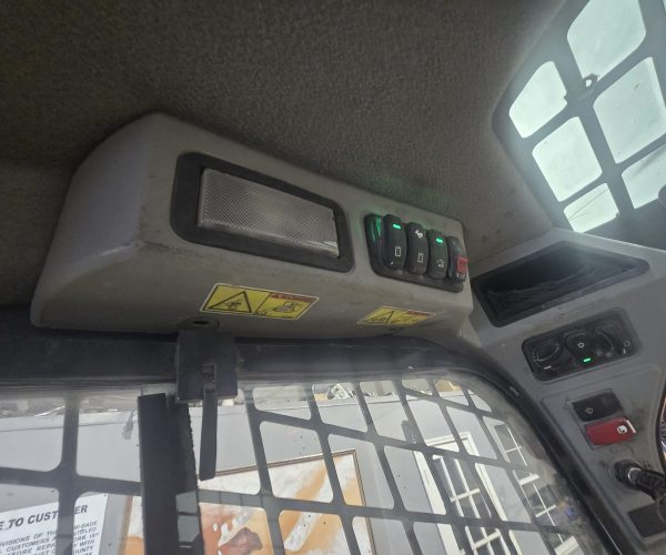 2021 CATERPILLAR 262D3 SKID STEER BOBCAT WITH ENCLOSED CAB 005