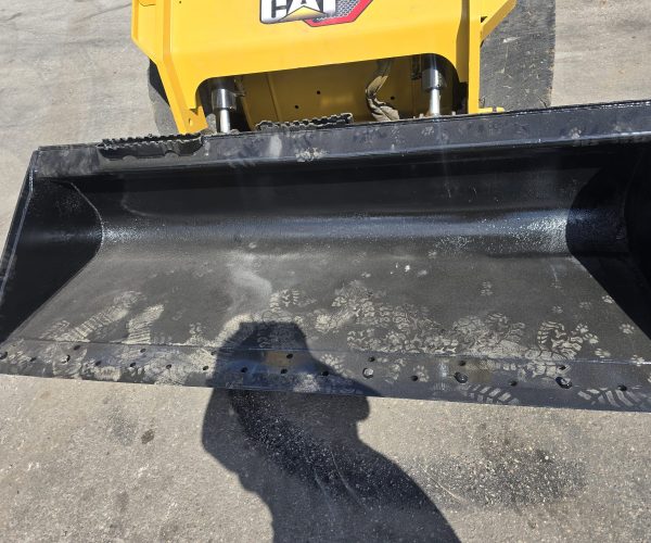 2021 CATERPILLAR 262D3 SKID STEER BOBCAT WITH ENCLOSED CAB 014