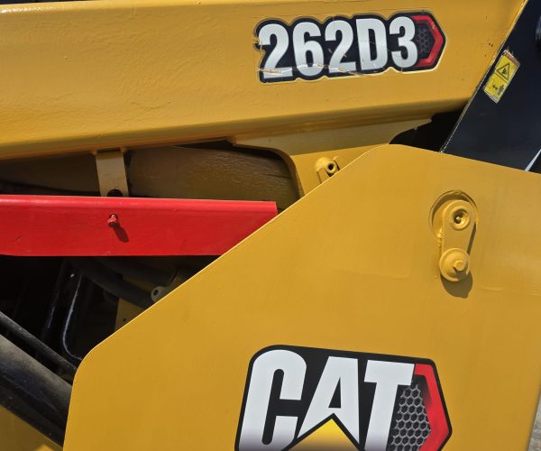 2021 CATERPILLAR 262D3 SKID STEER BOBCAT WITH ENCLOSED CAB 015