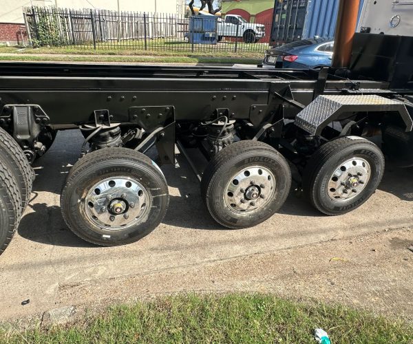 2021 PETERBILT 579 DUMP TRUCK TRI-AXLE 007