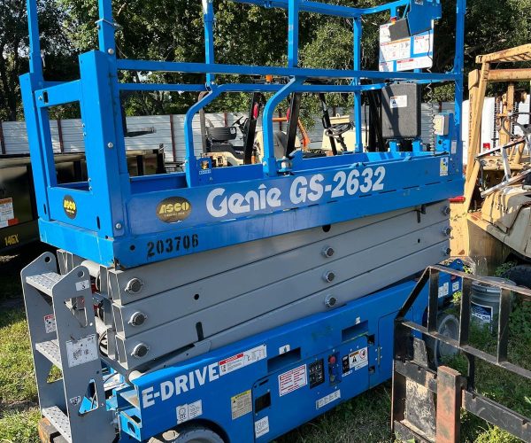 2022 GENIE GS-2632 SCISSOR LIFT ELECTRIC 002
