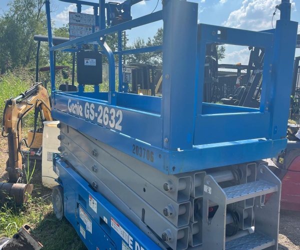 2022 GENIE GS-2632 SCISSOR LIFT ELECTRIC 005