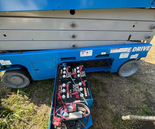 2022 GENIE GS-2632 SCISSOR LIFT ELECTRIC 008