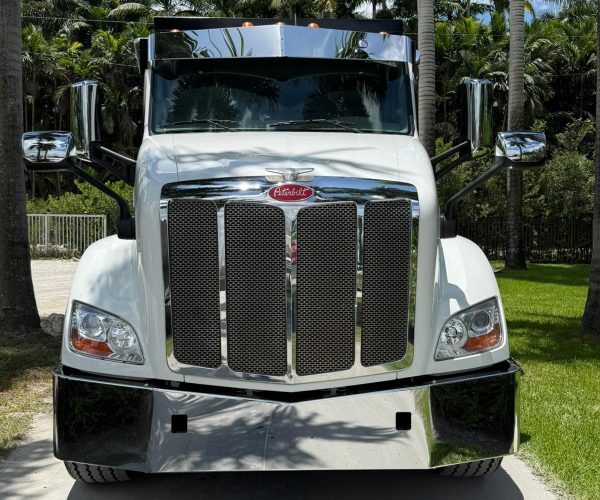 2022 PETERBILT 579 DUMP TRUCK TRI-AXLE 003