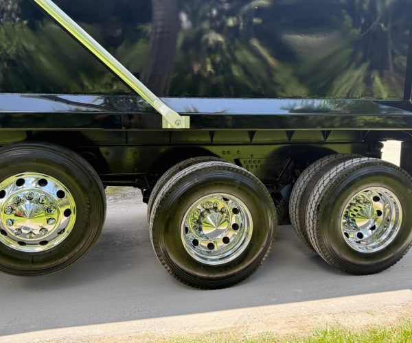 2022 PETERBILT 579 DUMP TRUCK TRI-AXLE 004