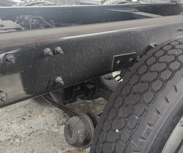 2022 PETERBILT 579 DUMP TRUCK TRI AXLE - LOW MILES 006