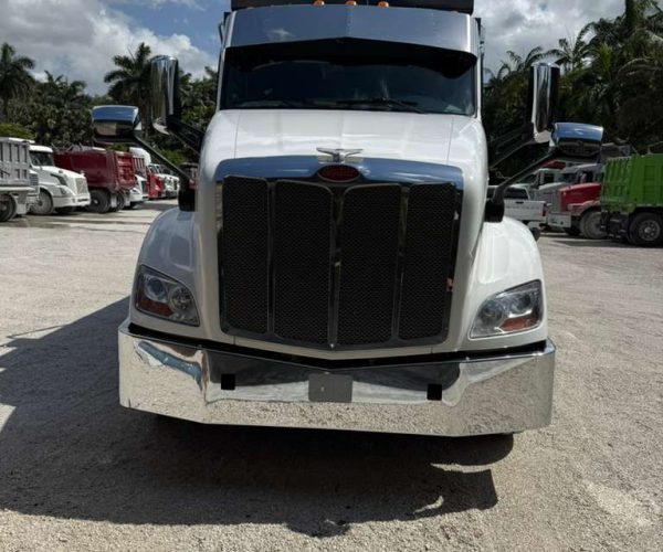 2022 PETERBILT 579 DUMP TRUCK TRI-AXLE LOW MILES & STEEREABLE THIRD AXLE 002