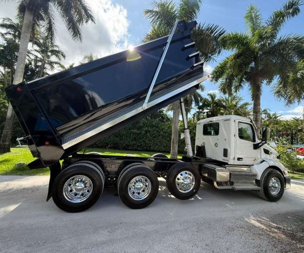 2022 PETERBILT 579 DUMP TRUCK TRI-AXLE LOW MILES & STEEREABLE THIRD AXLE 007