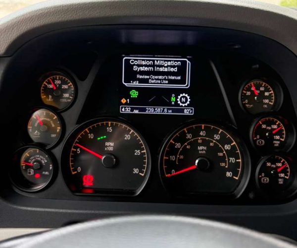 2022 PETERBILT 579 DUMP TRUCK TRI-AXLE LOW MILES & STEEREABLE THIRD AXLE 013