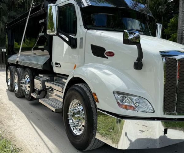 2022 PETERBILT 579 DUMP TRUCK TRI-AXLE STEEREABLE THIRD AXLE 003