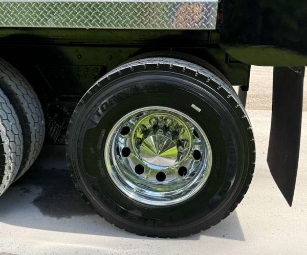 2022 PETERBILT 579 DUMP TRUCK TRI-AXLE STEEREABLE THIRD AXLE 016