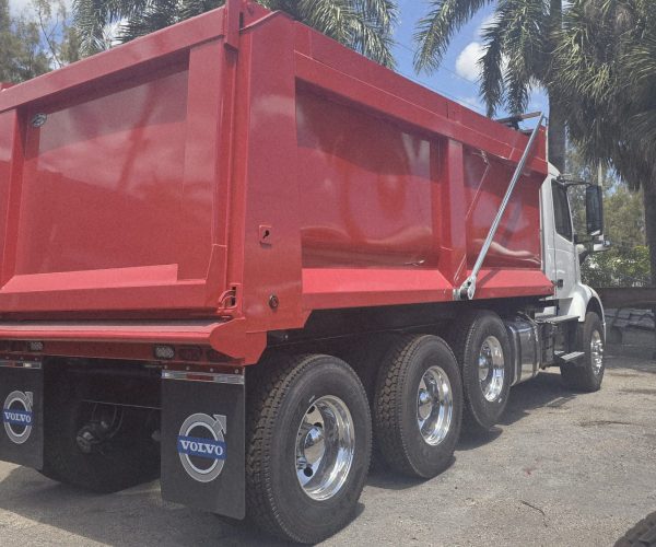2022 VOLVO VNR300 DUMP TRUCK TRI-AXLE 003