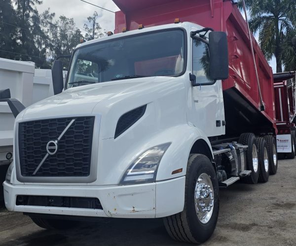 2022-VOLVO-VNR300-DUMP-TRUCK-TRI-AXLE-022