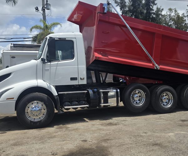 2022-VOLVO-VNR300-DUMP-TRUCK-TRI-AXLE-023