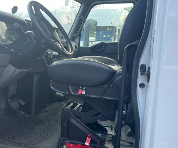 2023 INTERNATIONAL MV607 BOX 006