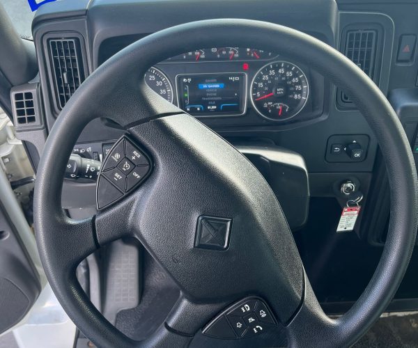 2023 INTERNATIONAL MV607 BOX 009