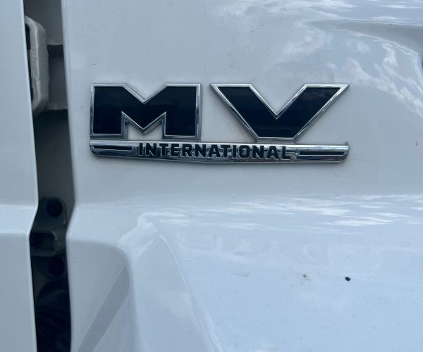 2023 INTERNATIONAL MV607 BOX 013