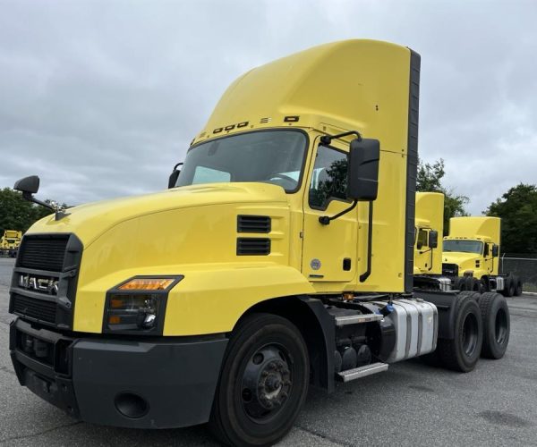 2023 MACK ANTHEM 6X4 DAY CAB TANDEM TRUCK TRACTOR 001