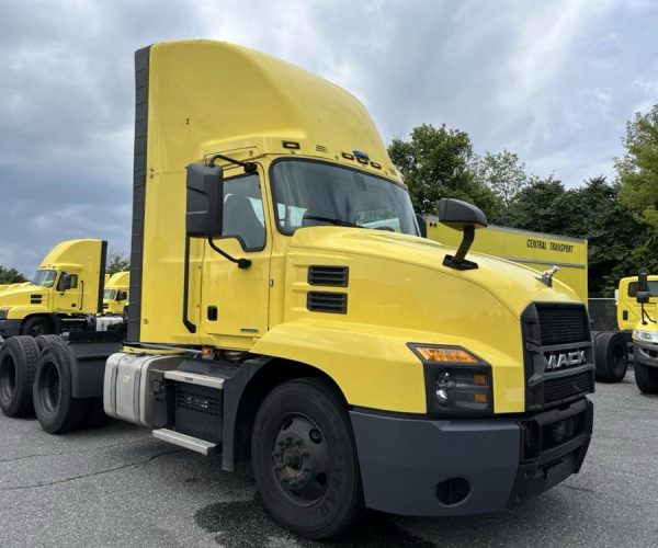 2023 MACK ANTHEM 6X4 DAY CAB TANDEM TRUCK TRACTOR 002