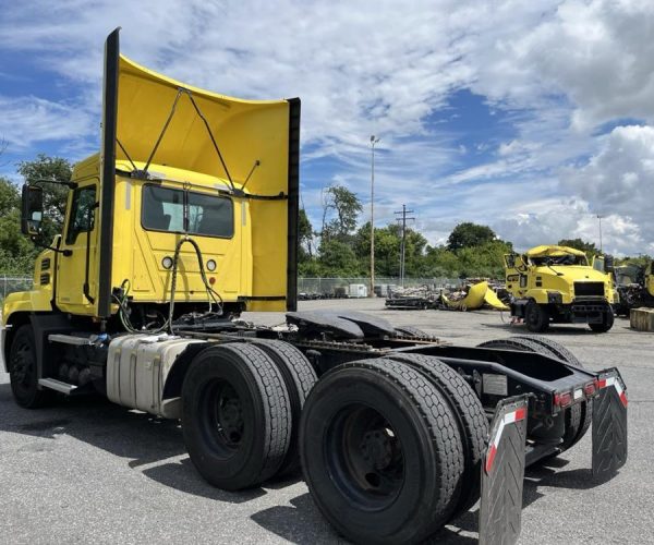 2023 MACK ANTHEM 6X4 DAY CAB TANDEM TRUCK TRACTOR 007