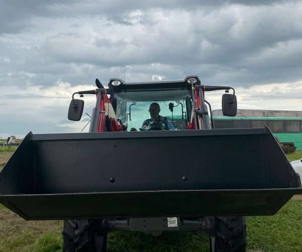 2023 MASSEY FERGUSON 931X TRACTOR 4X4 WITH FRONT LOADER 009